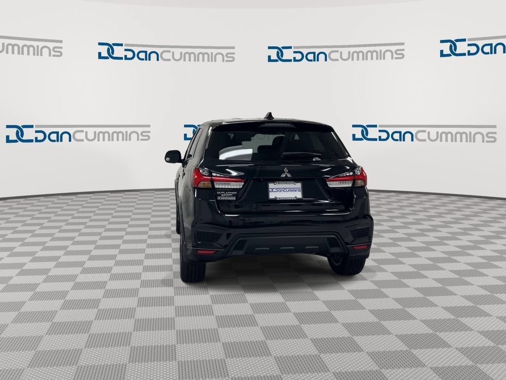 2024 Mitsubishi Outlander Sport S