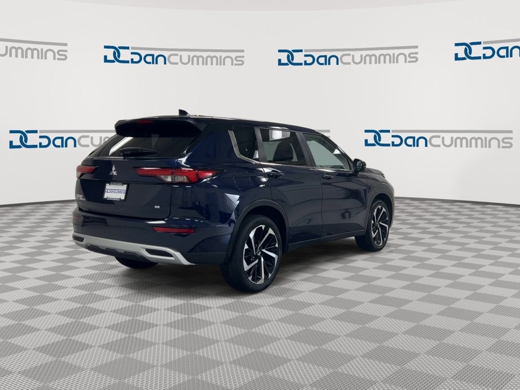 2024 Mitsubishi Outlander SE