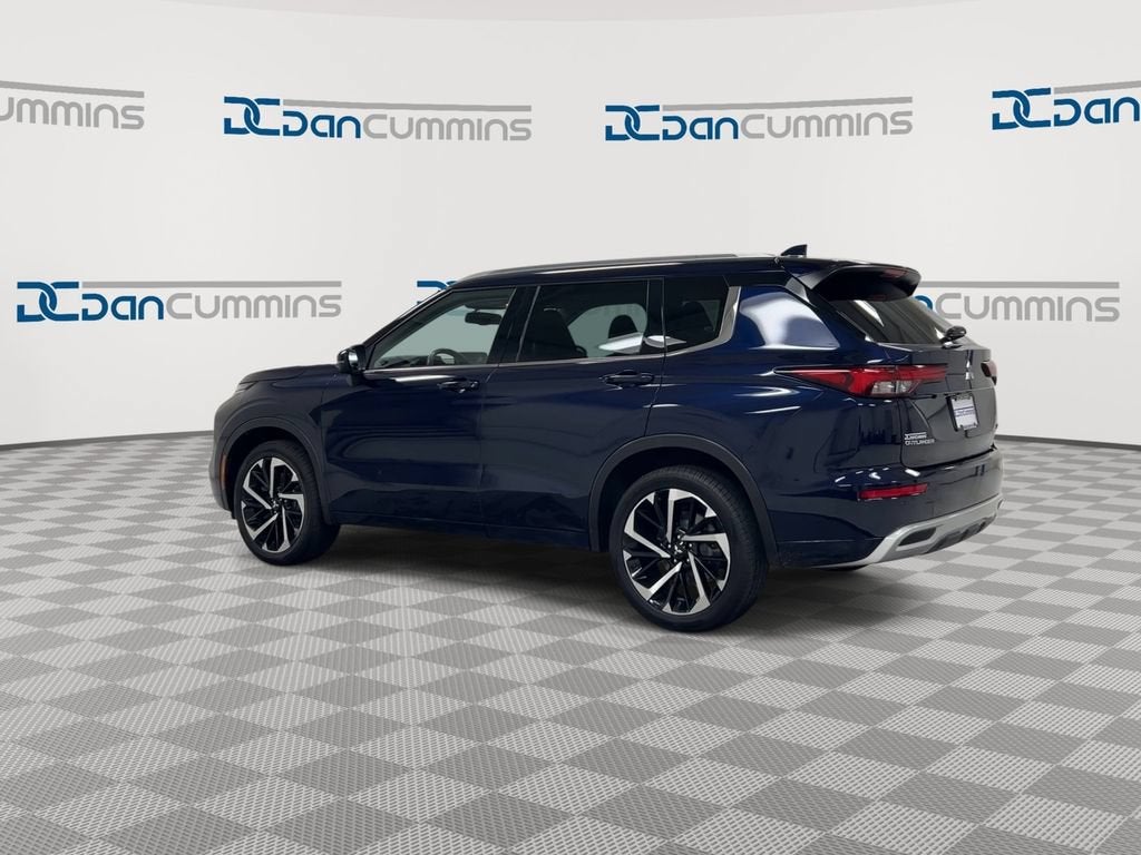 2022 Mitsubishi Outlander SEL