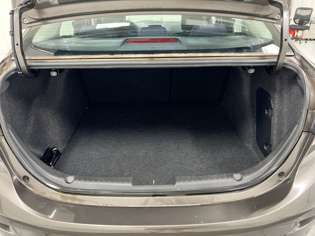 2014 Mazda Mazda3 i Touring