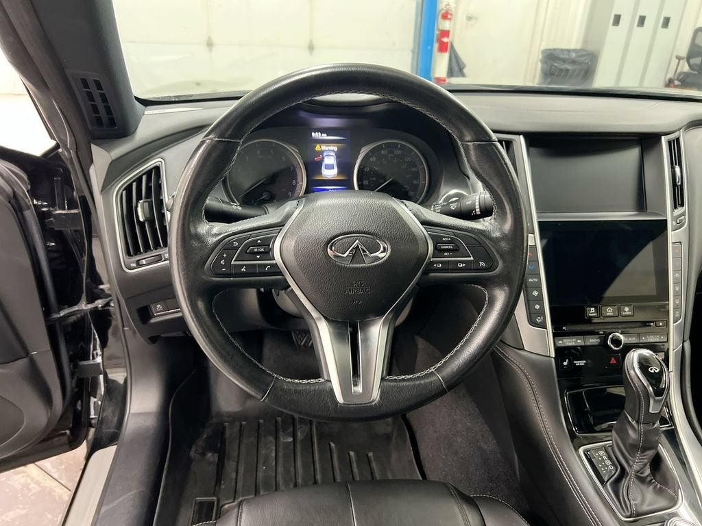 2018 INFINITI Q60 3.0t LUXE