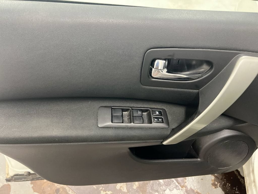 2013 Nissan Rogue SV