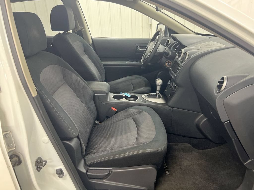2013 Nissan Rogue SV