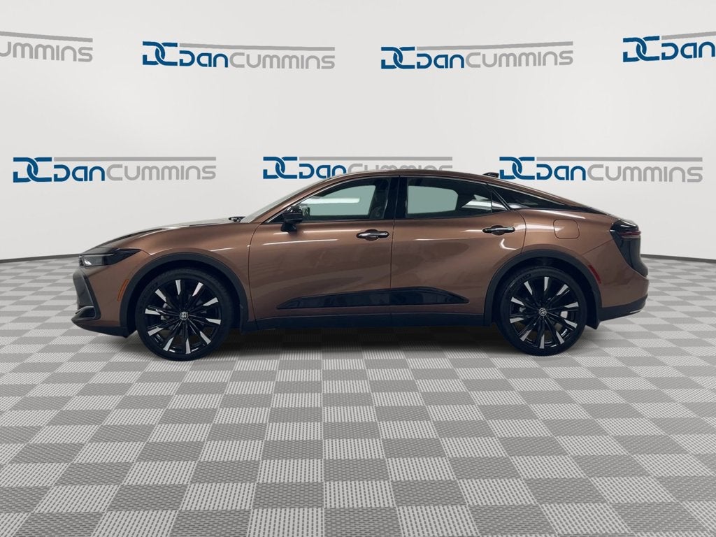 2023 Toyota Crown Platinum