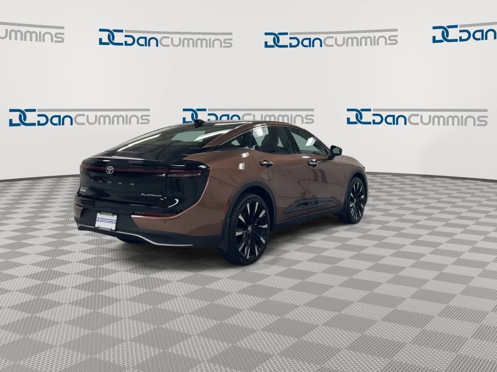 2023 Toyota Crown Platinum