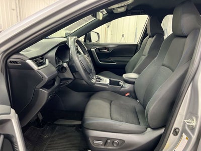 2024 Toyota RAV4 Hybrid SE