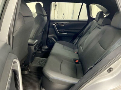 2024 Toyota RAV4 Hybrid SE