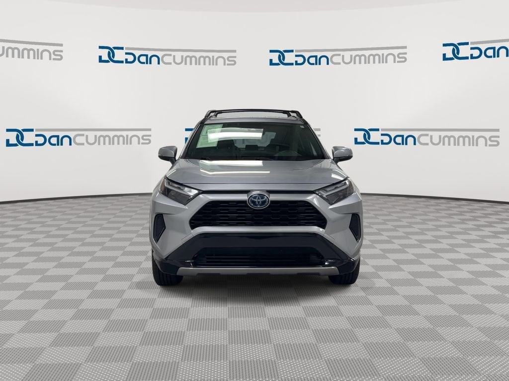 2024 Toyota RAV4 Hybrid SE