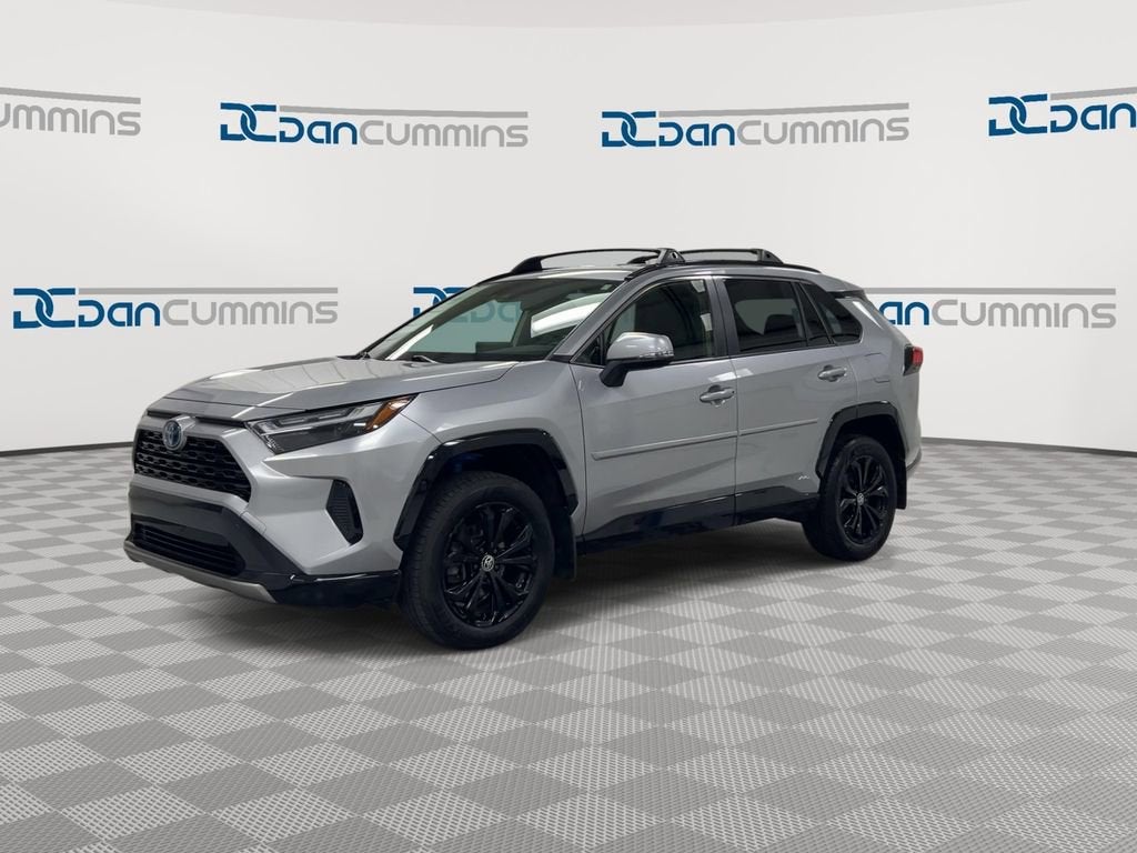 2024 Toyota RAV4 Hybrid SE