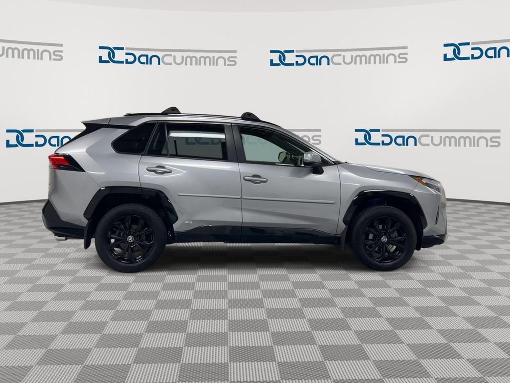 2024 Toyota RAV4 Hybrid SE