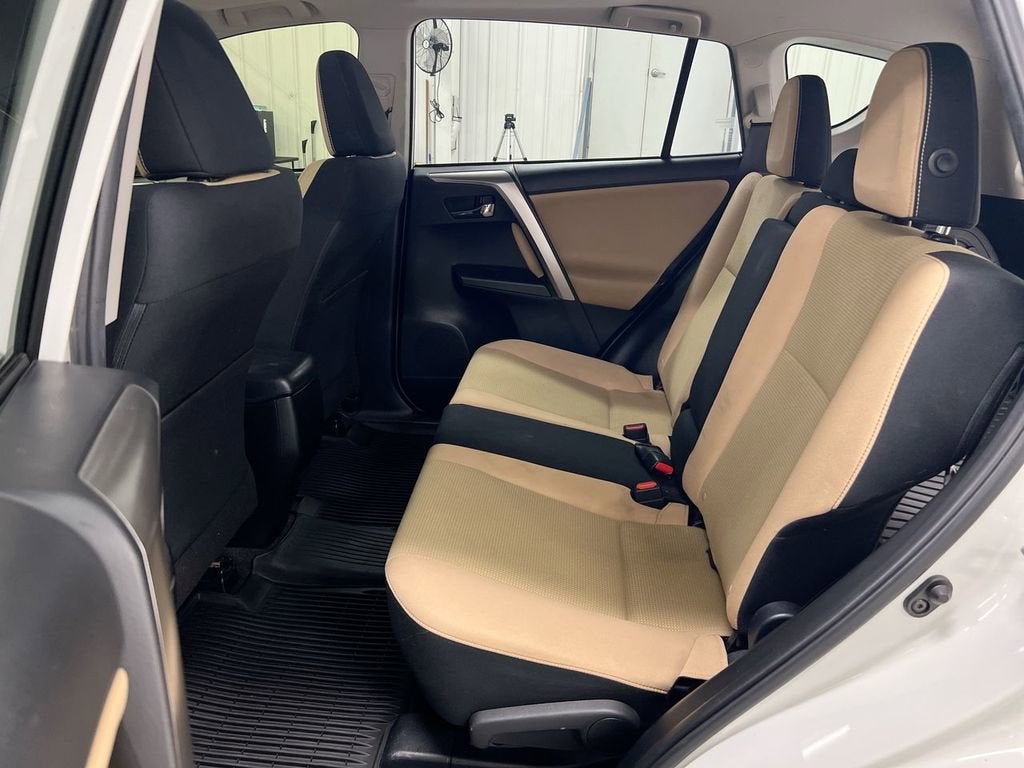 2017 Toyota RAV4 XLE