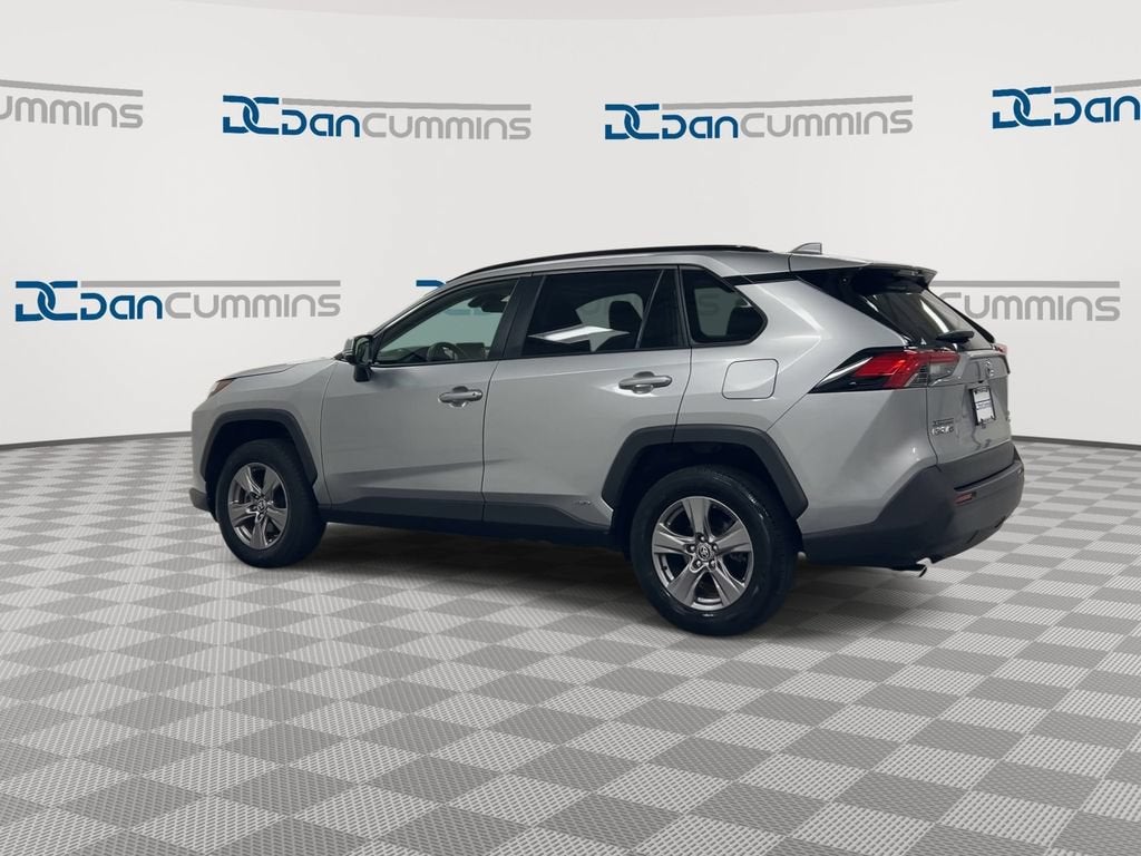 2025 Toyota RAV4 Hybrid XLE