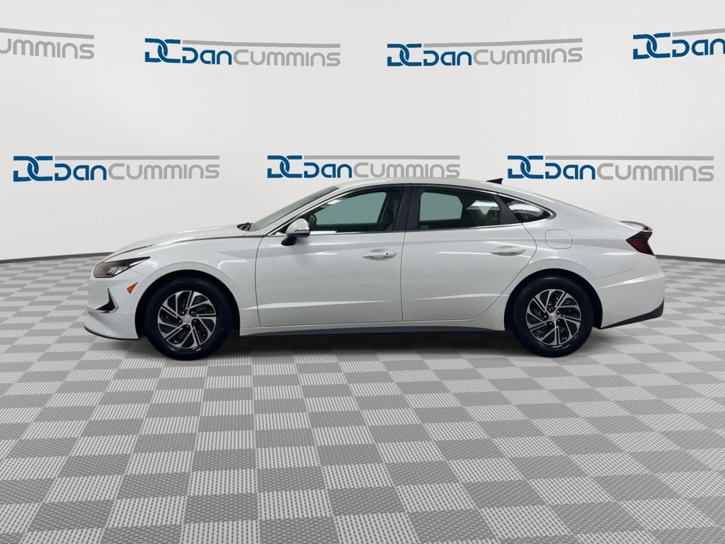 2022 Hyundai Sonata Hybrid Blue