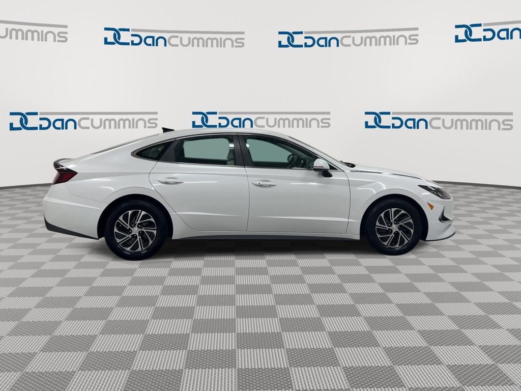 2022 Hyundai Sonata Hybrid Blue