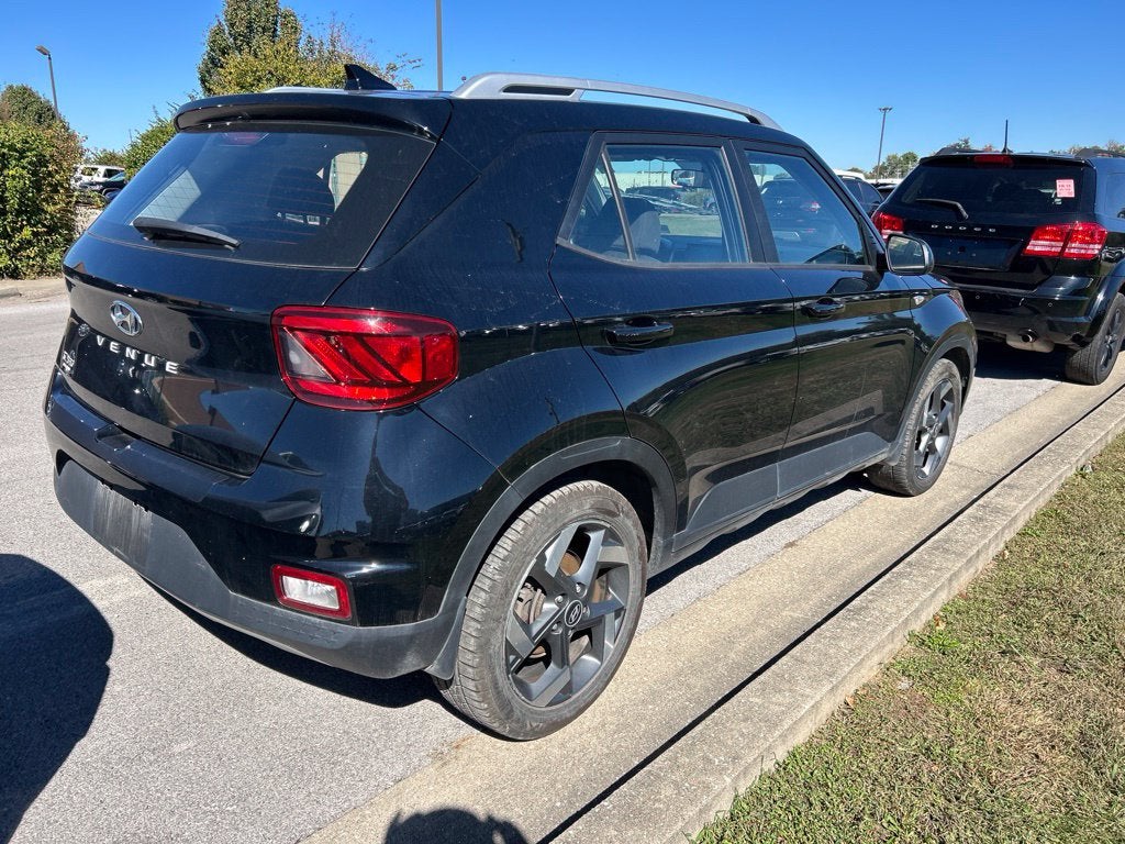 2021 Hyundai Venue SEL