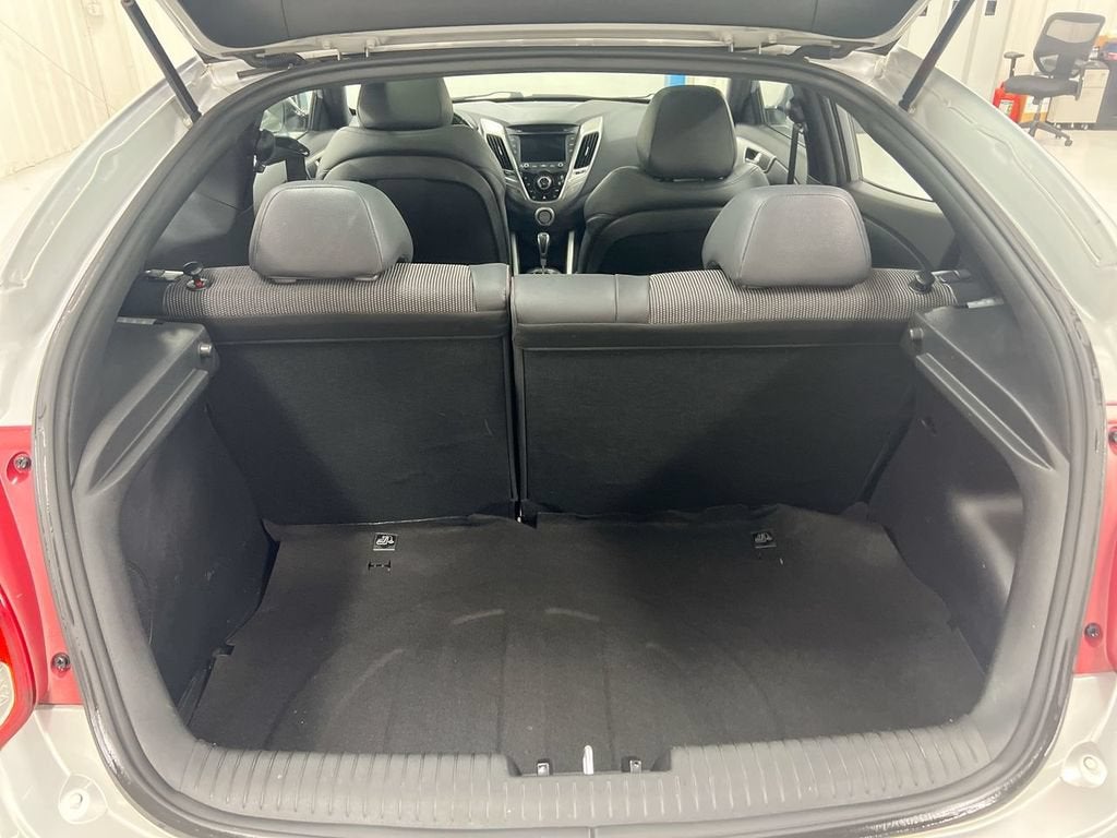 2016 Hyundai Veloster Base