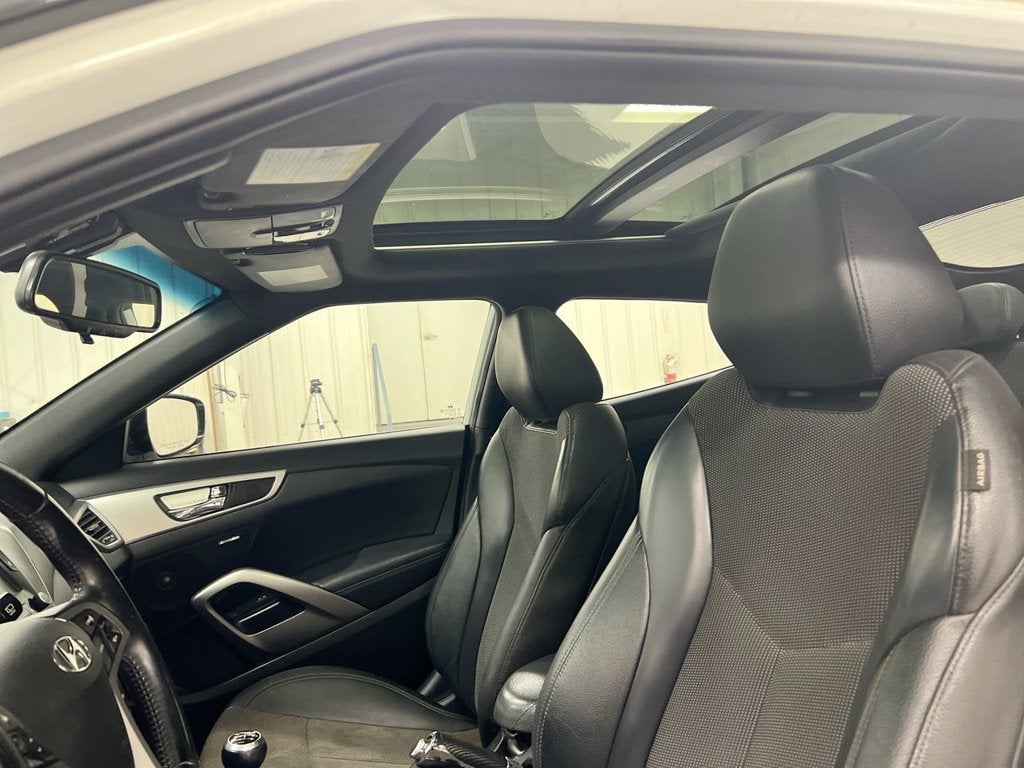 2016 Hyundai Veloster Base