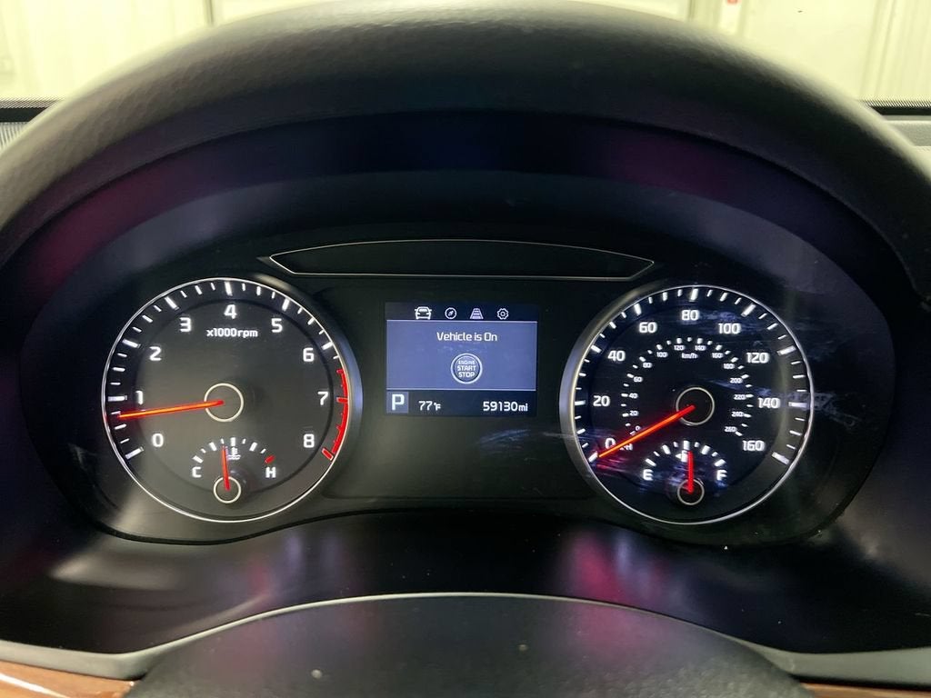2019 Kia Cadenza Technology