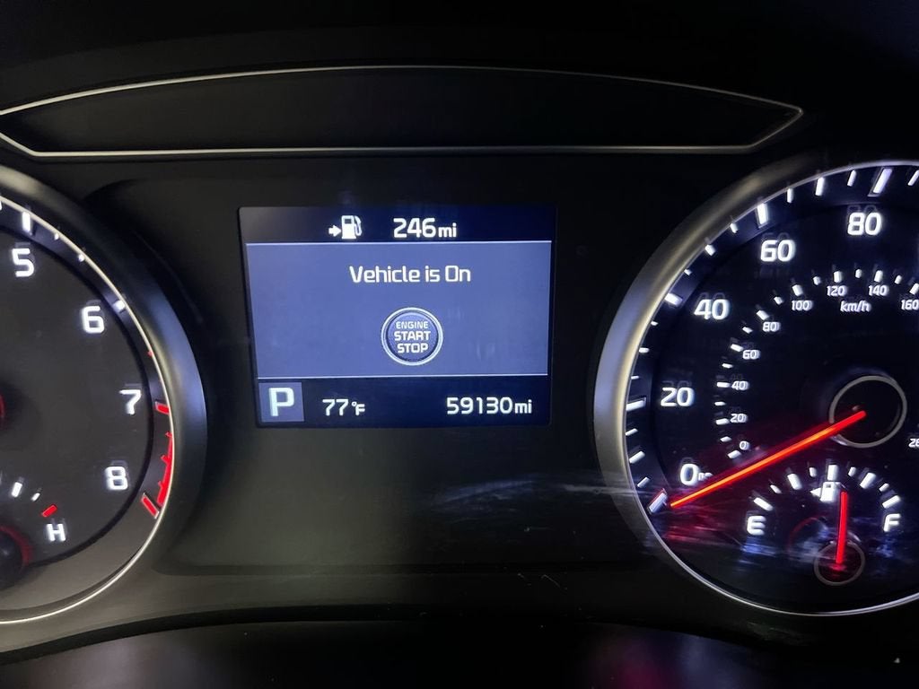 2019 Kia Cadenza Technology