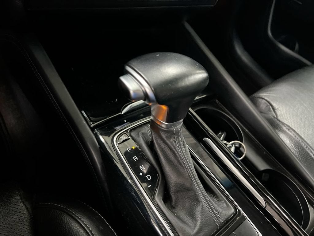 2019 Kia Cadenza Technology