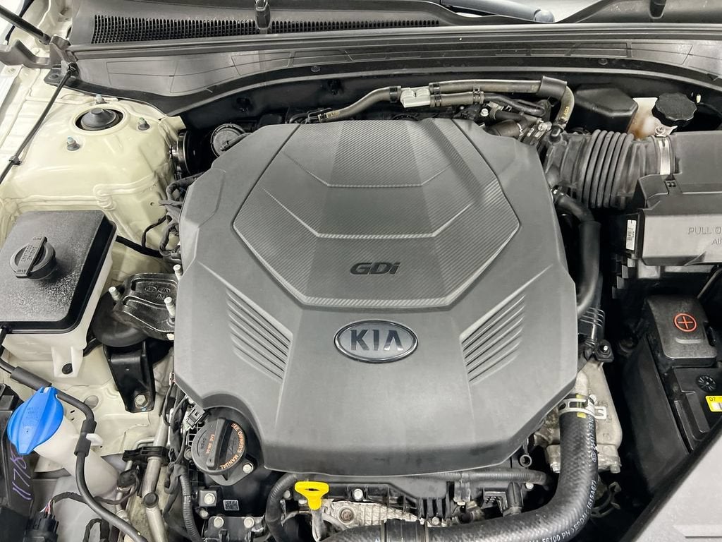 2019 Kia Cadenza Technology