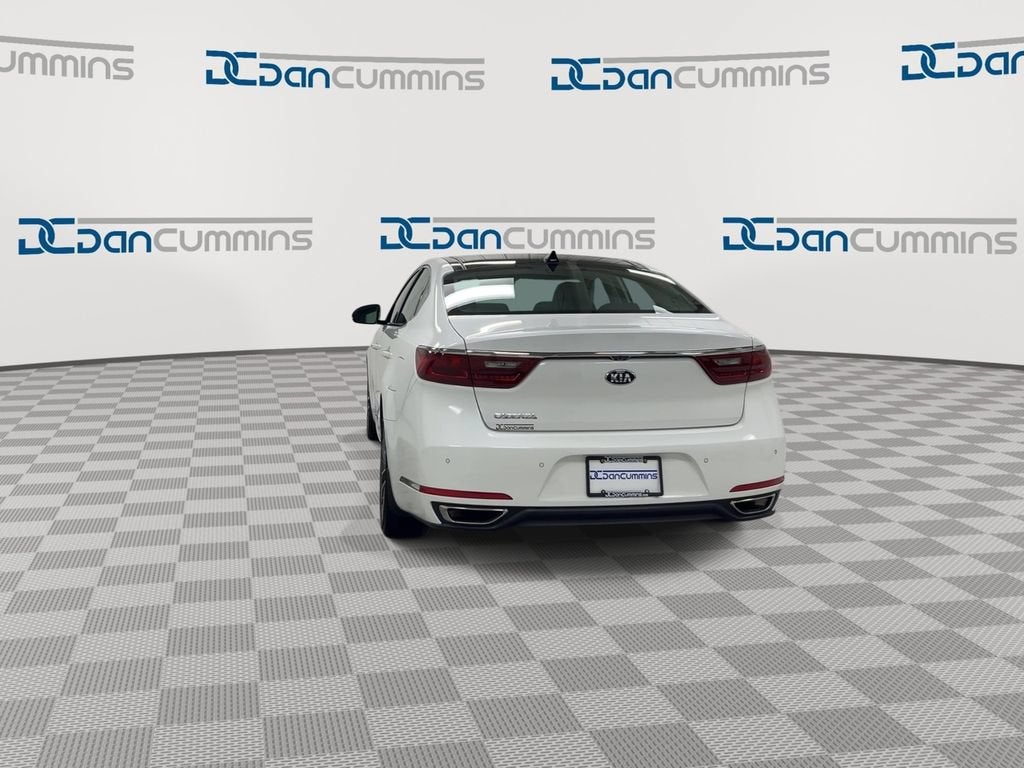 2019 Kia Cadenza Technology