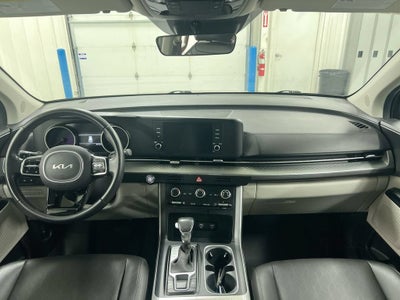 2023 Kia Carnival LX