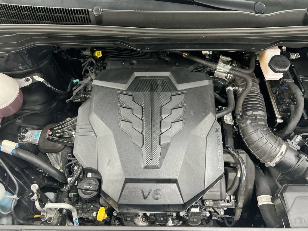 2023 Kia Carnival LX