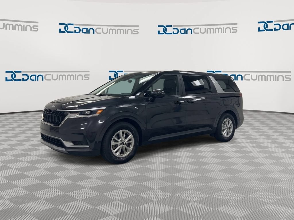 2023 Kia Carnival LX