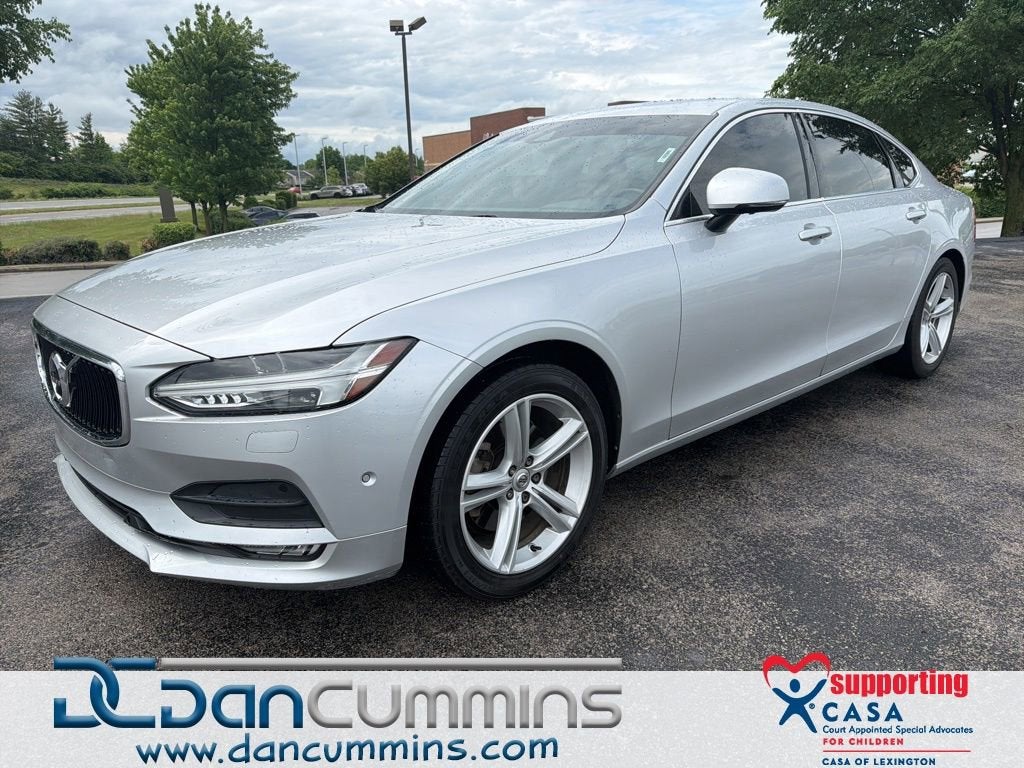 2018 Volvo S90 Momentum
