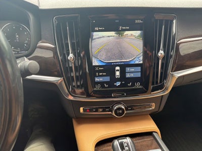 2018 Volvo S90 Momentum