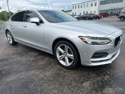 2018 Volvo S90 Momentum
