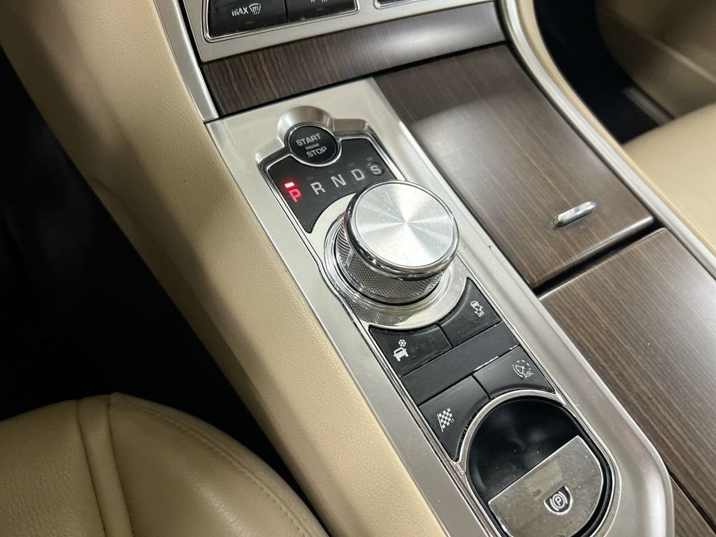 2012 Jaguar XF Base