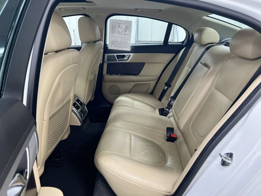 2012 Jaguar XF Base