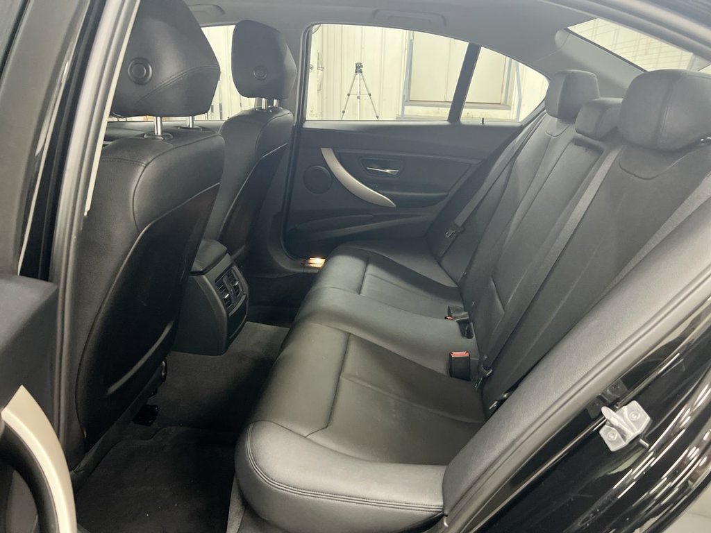 2015 BMW 3 Series 320i