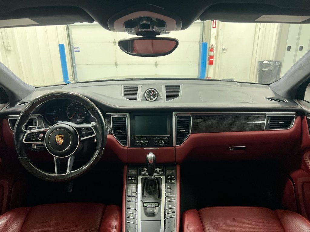 2015 Porsche Macan Turbo