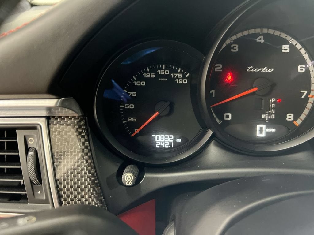 2015 Porsche Macan Turbo