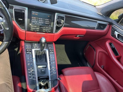2015 Porsche Macan Turbo