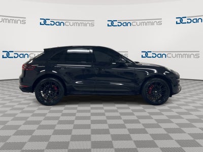 2015 Porsche Macan Turbo