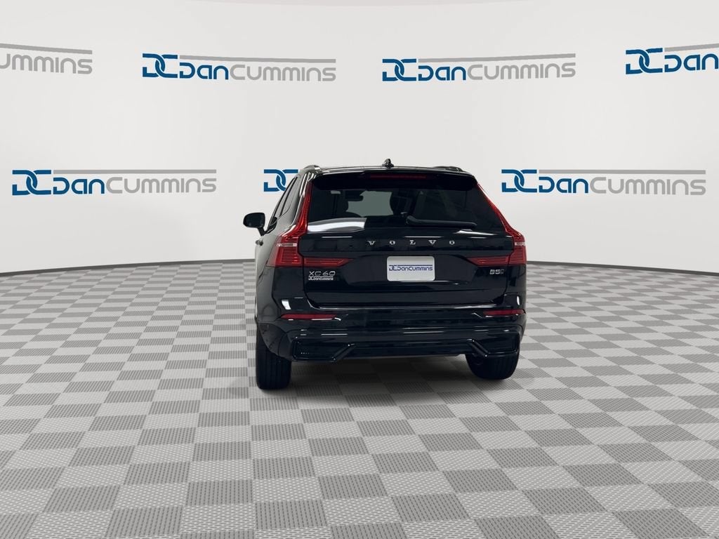 2023 Volvo XC60 Plus Dark Theme