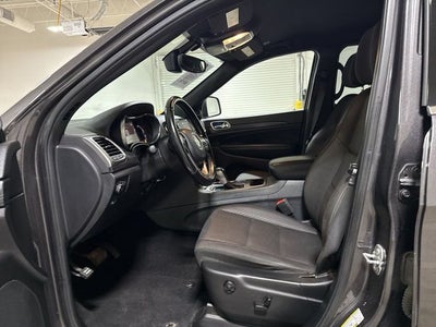 2020 Jeep Grand Cherokee Laredo E