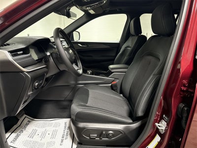 2025 Jeep Grand Cherokee Laredo X