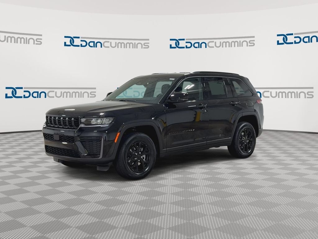 2026 Jeep Grand Cherokee Laredo