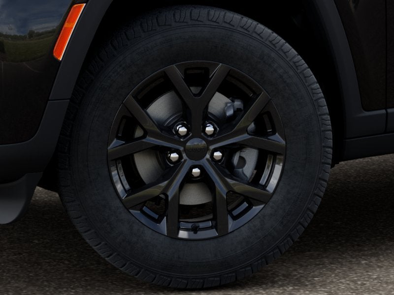 2026 Jeep Grand Cherokee Laredo