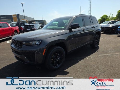 2026 Jeep Grand Cherokee Laredo Altitude