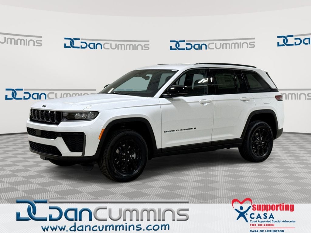 2026 Jeep Grand Cherokee Laredo Altitude