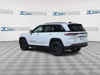 2026 Jeep Grand Cherokee Laredo Altitude