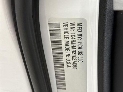 2026 Jeep Grand Cherokee Laredo Altitude