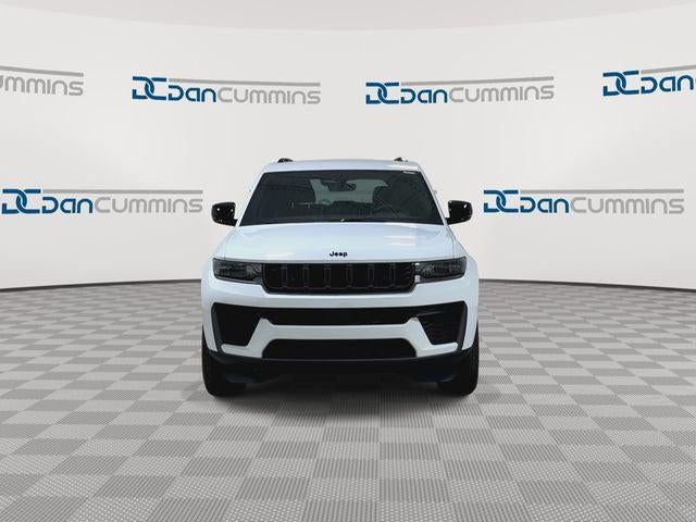 2026 Jeep Grand Cherokee Altitude