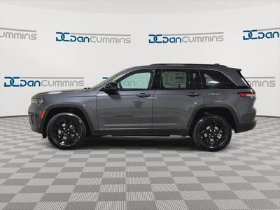 2026 Jeep Grand Cherokee Laredo